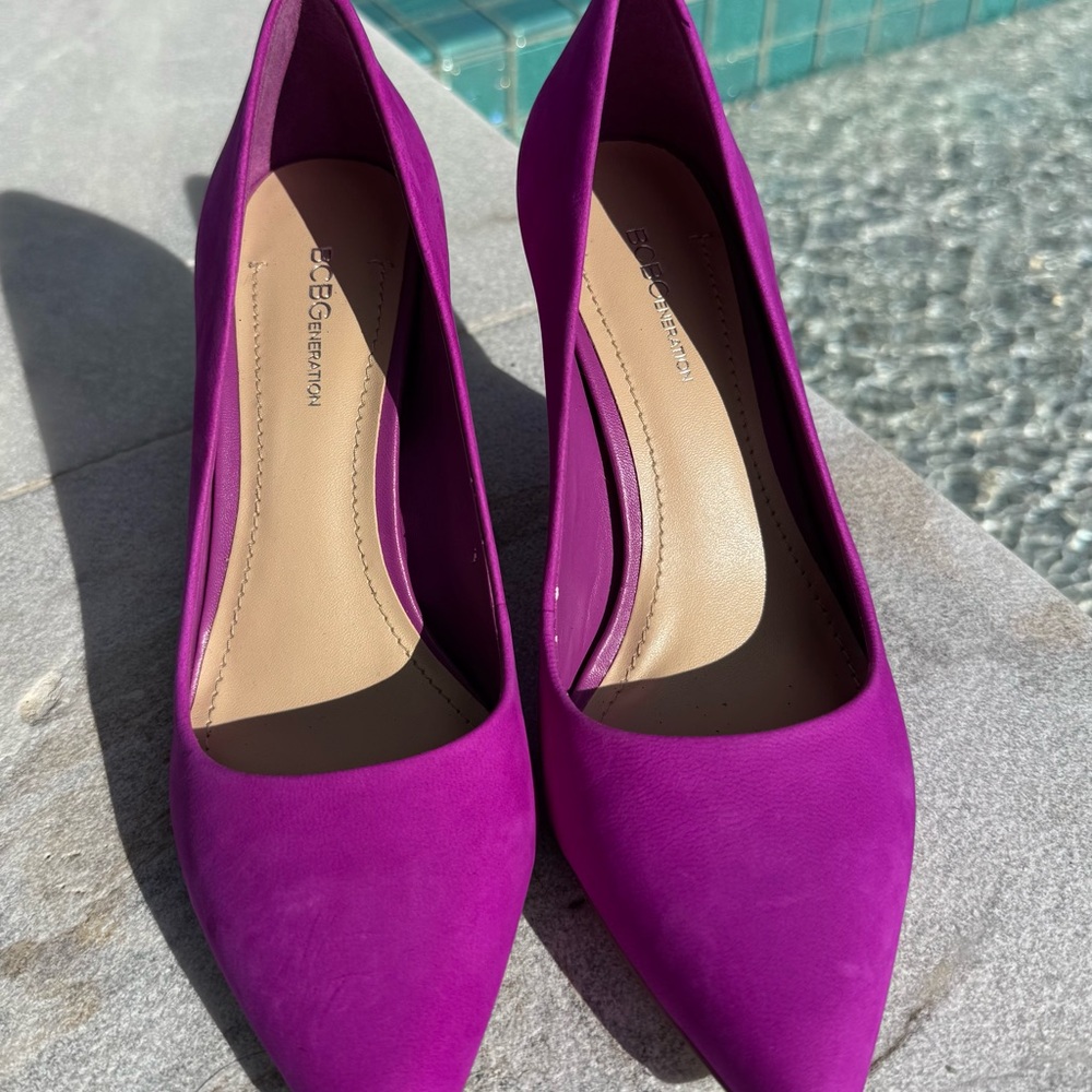 BCBG Vibrant Purple Pumps Heels
